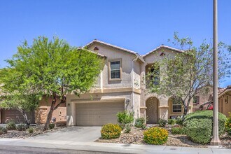 Building Photo - Newly Upgraded 4 Bedroom Home