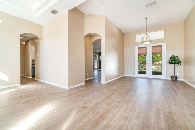 Building Photo - 6220 Hedgesparrows Ln