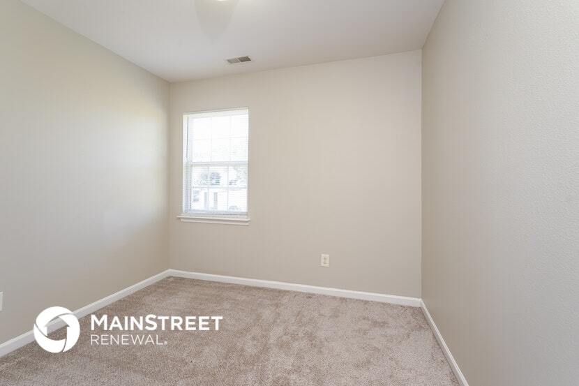 Building Photo - 3536 Glen Lyon Dr