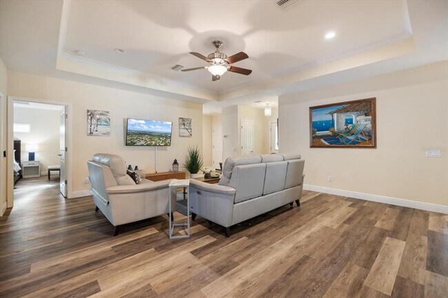 Building Photo - 2339 Datura St