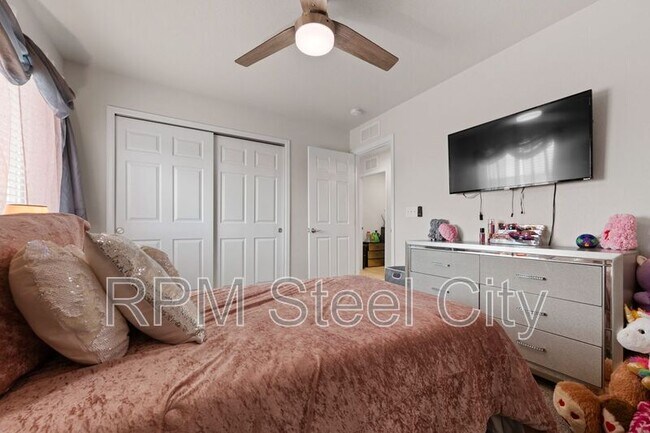 Building Photo - 1905 Manassa St