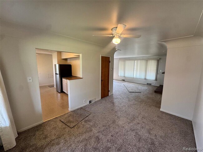 Building Photo - 4276 5th St