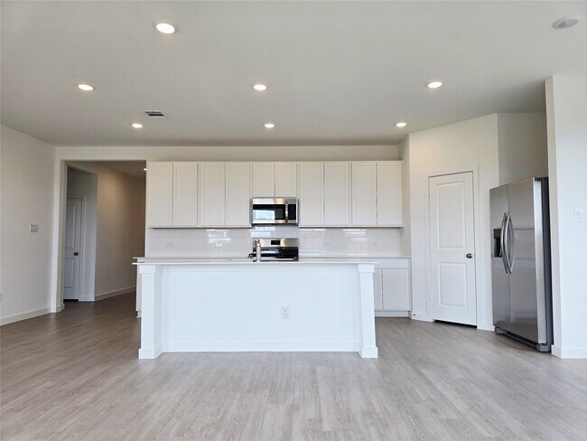 Building Photo - 3112 Ruby Rdg Dr