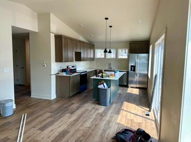 Building Photo - 107 W Park Ave