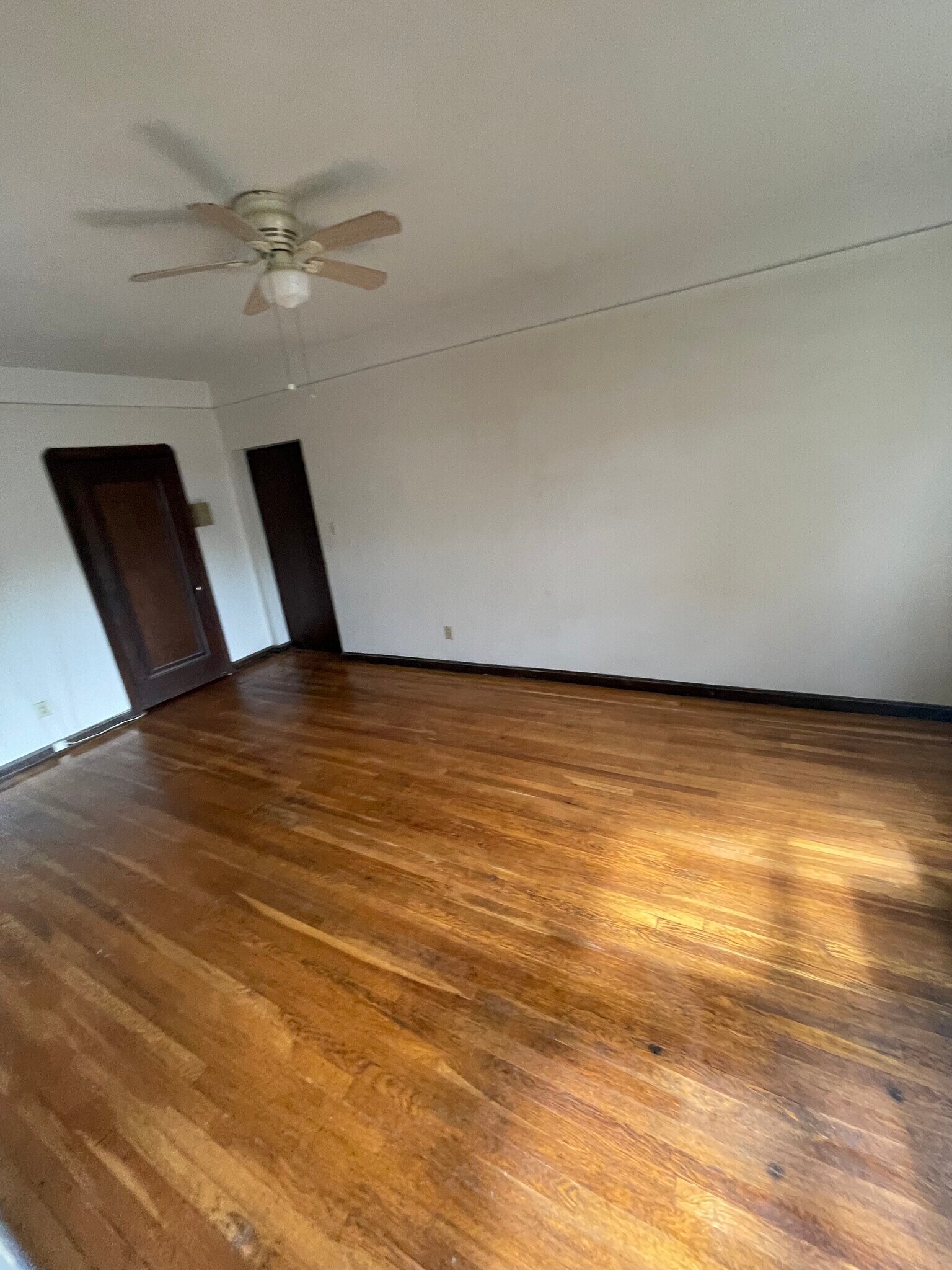 Building Photo - 1372 Bunts Rd