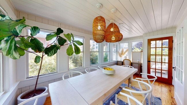 Building Photo - Presenting a meticulously renovated and fu...