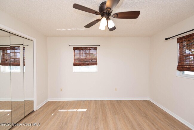 Building Photo - 222 Brian Dr