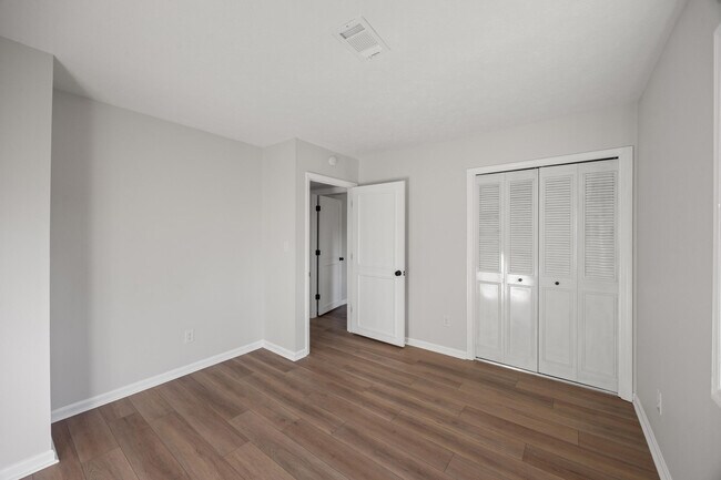 Building Photo - 3368 Montavesta Rd