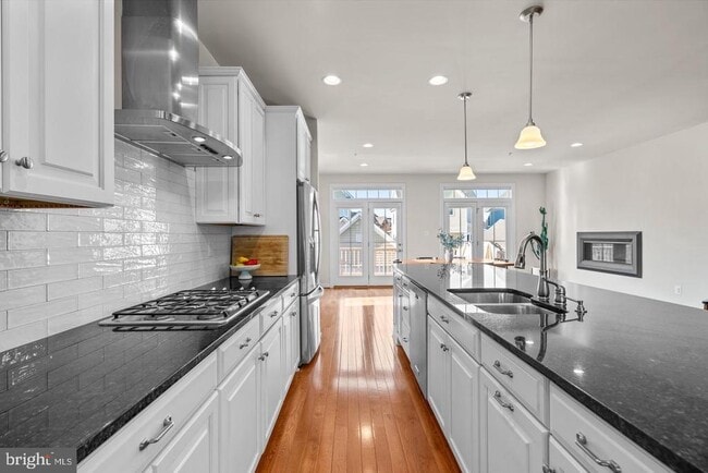 Building Photo - 9134 Kenway Ln