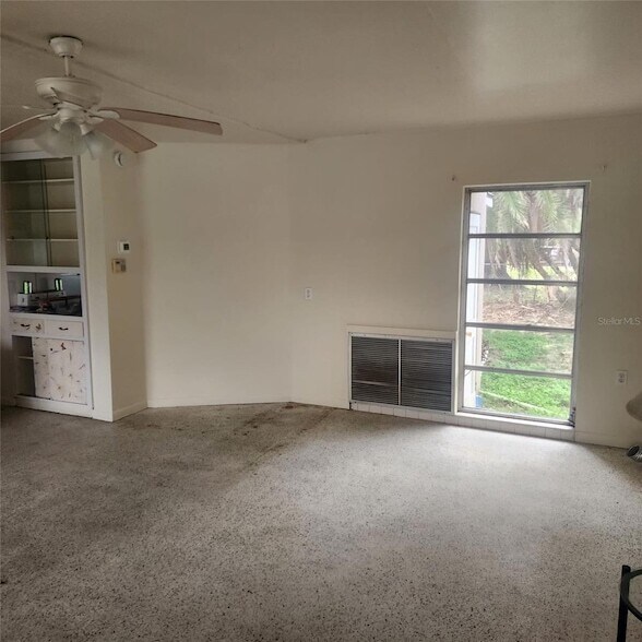 Building Photo - 1870 Pax Duces Rd