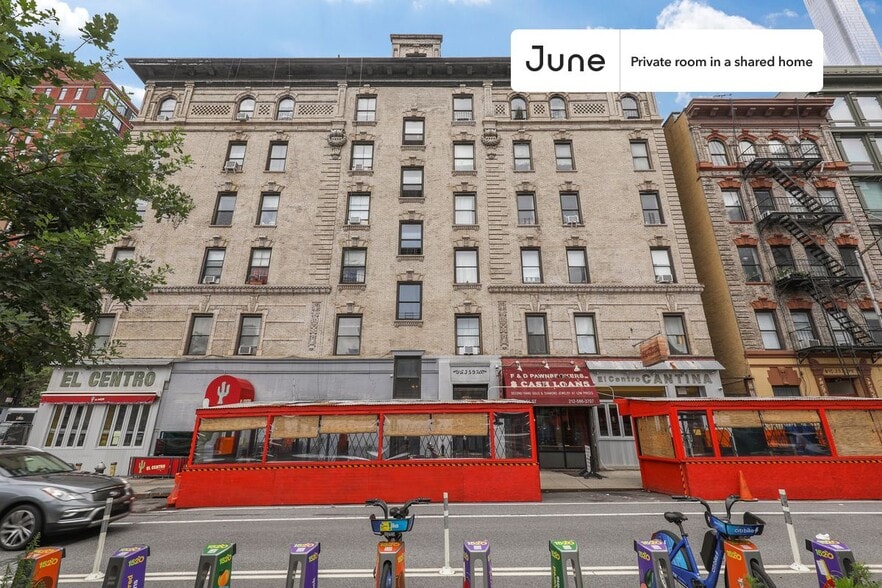 Building Photo - Room in Shared 2 bed/1 bath home