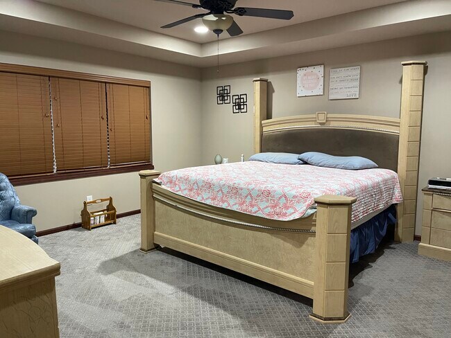 Building Photo - 113 Alton Dr