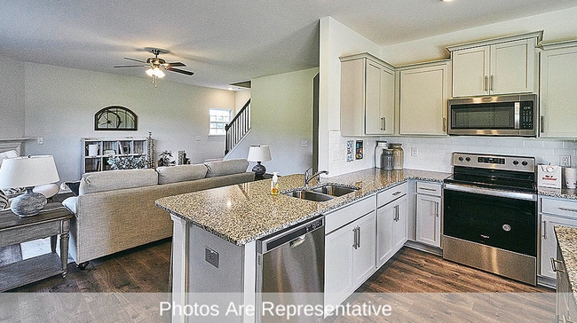 Building Photo - 3722 Vlg Spgs Ct