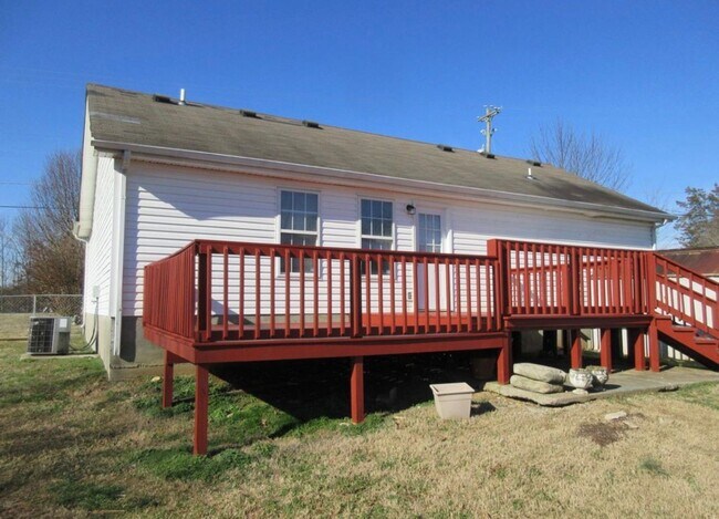 Building Photo - 1551 Ridgemont Dr