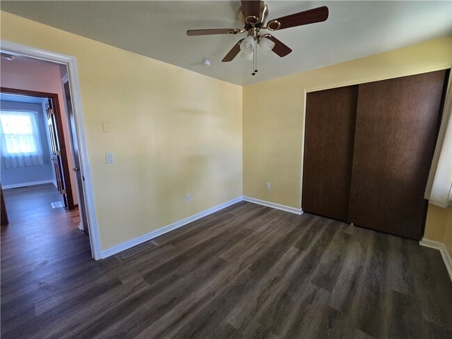 Building Photo - 237 Countess Dr