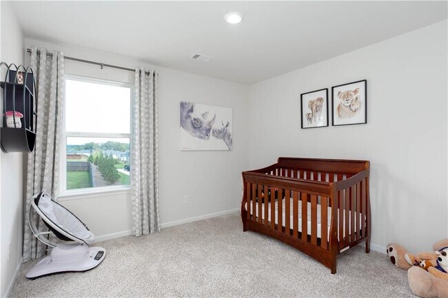 Building Photo - 607 Runnel Dr