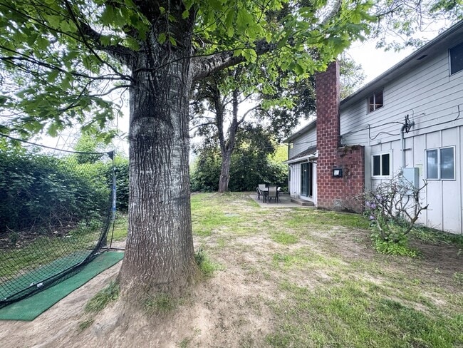 Building Photo - 1470 Anderson Ln