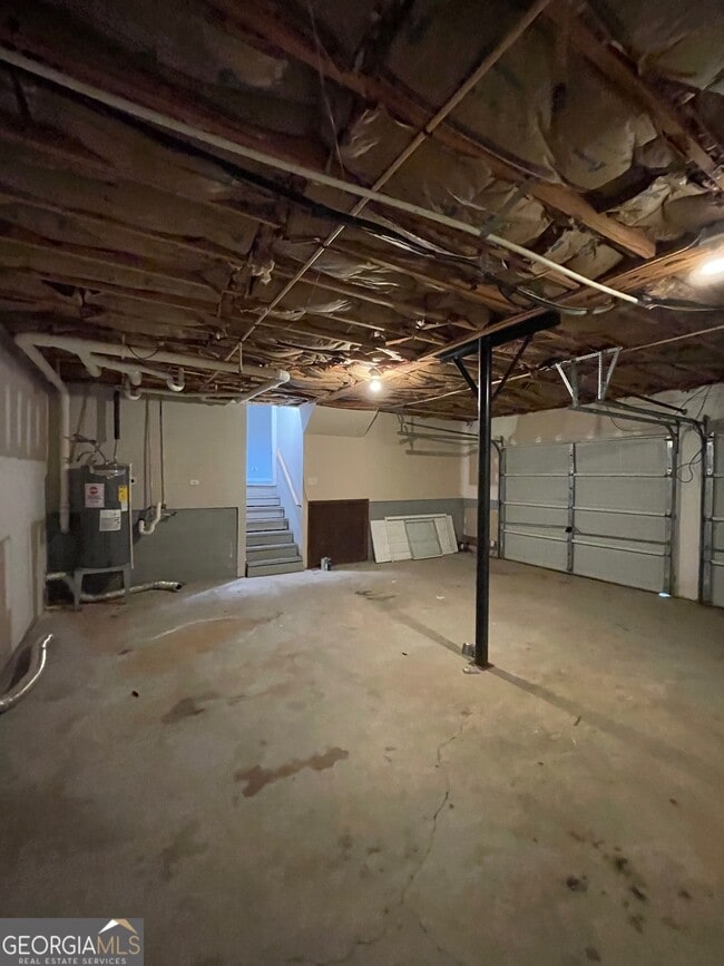 Building Photo - 42 Pope Rd