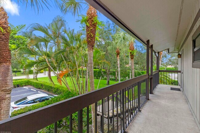 Primary Photo - 13334 Polo Club Rd