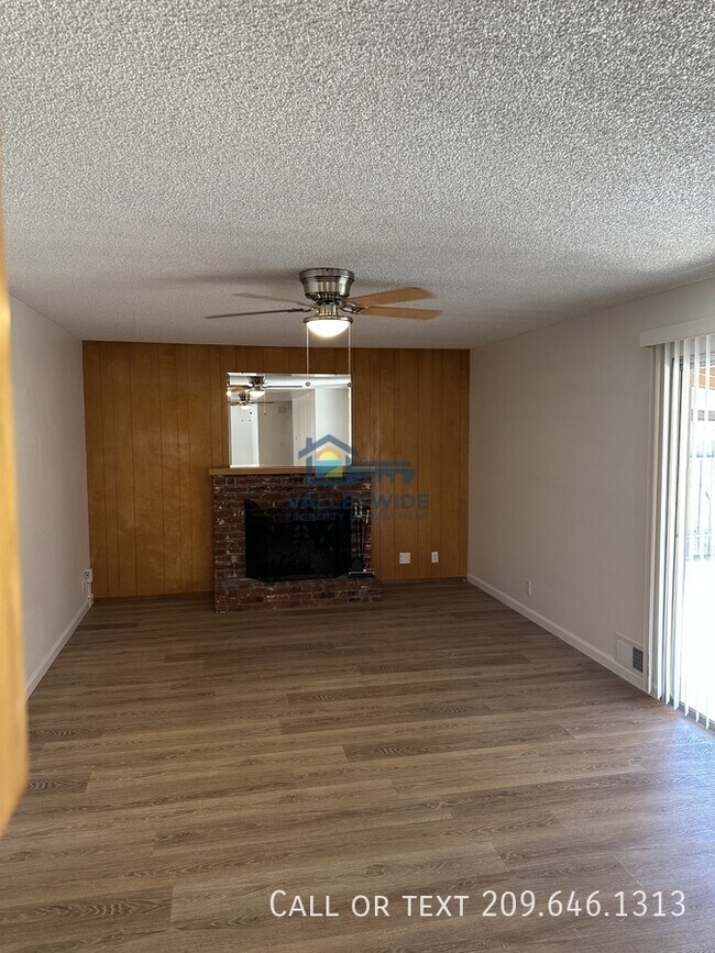 Building Photo - 2023 Moran Ave