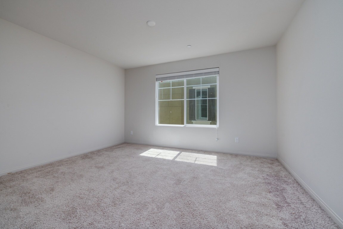 Building Photo - 26549 Brightstone Dr