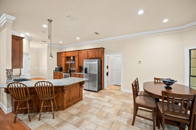 Building Photo - 29320 Acorn Knoll Dr