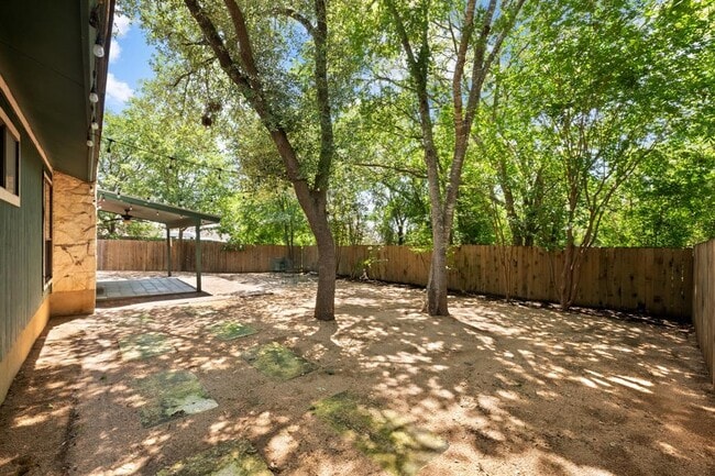 Building Photo - 3303 Sanderling Trail