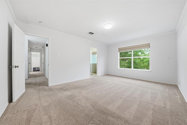 Building Photo - 5801 Marchmont Ln