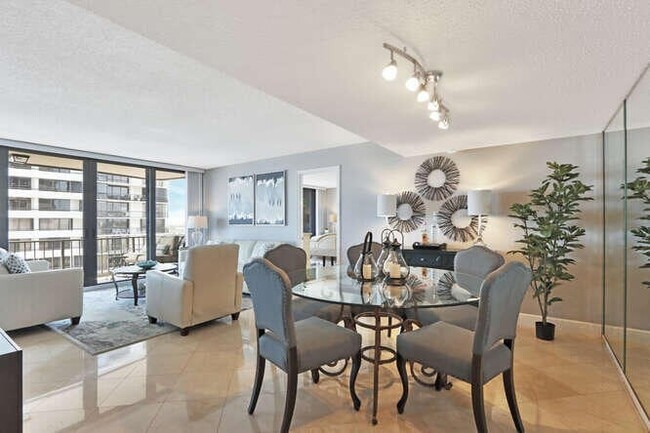 Building Photo - 4200 N Ocean Dr