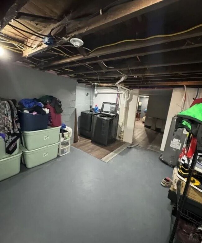 Building Photo - Osmond Duplex
