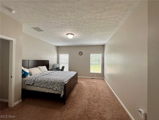 Building Photo - 10456 Dogwood Dr