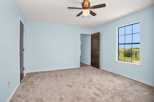 Building Photo - 1194 Private Rd 1311