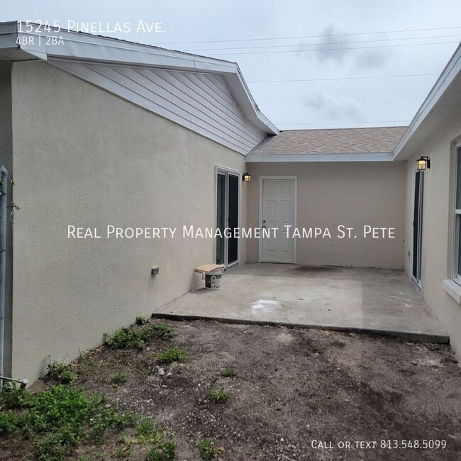 Building Photo - 15245 Pinellas Ave