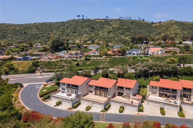 Building Photo - 31699 West Nine Drive, Laguna Niguel, CA 9...