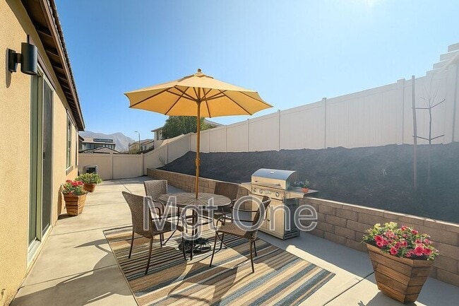 Building Photo - 28777 Outlaw Wy