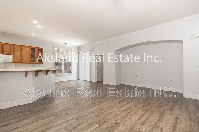 Building Photo - 611 Brookhurst Blvd