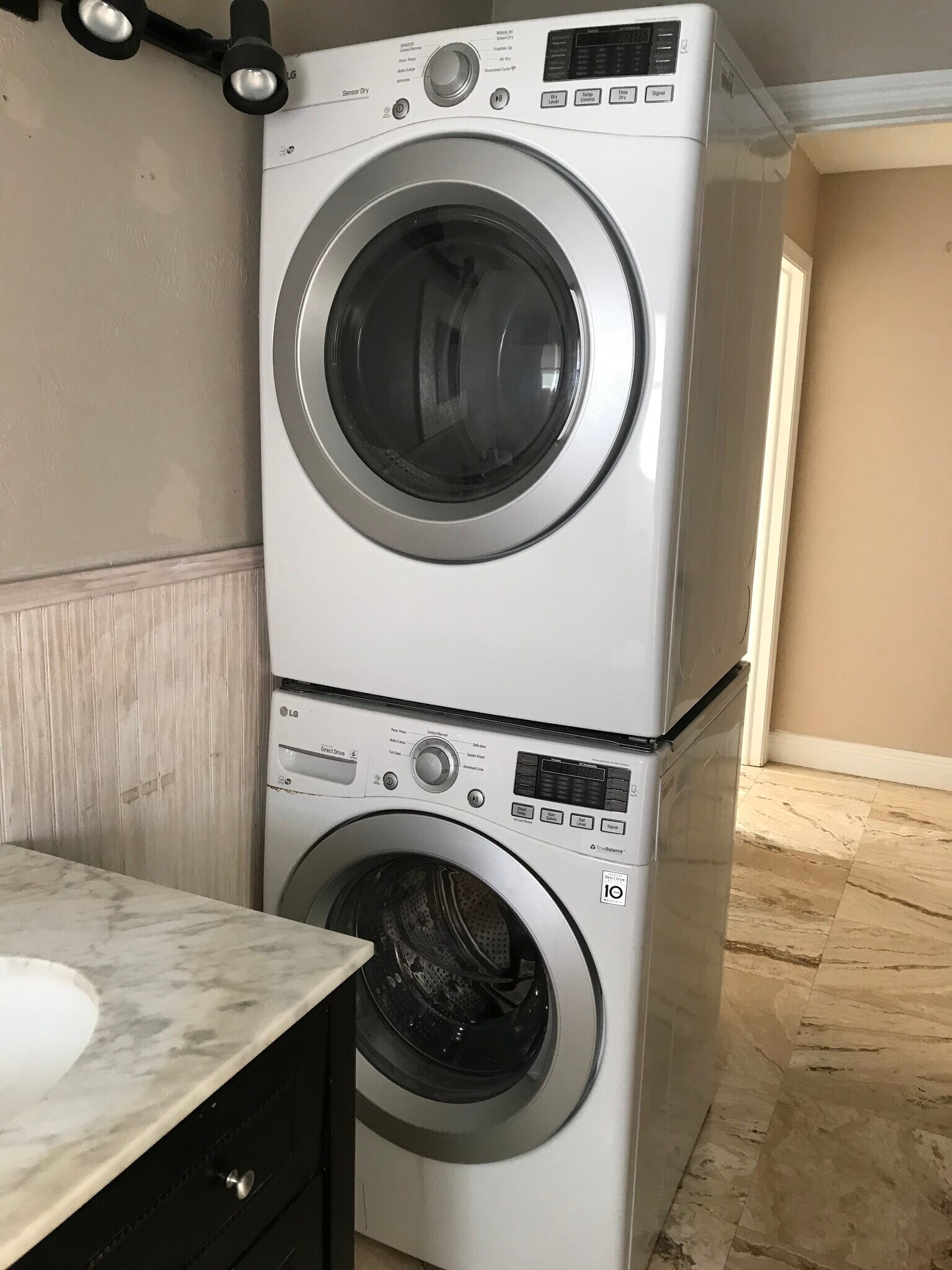 Building Photo - 9674 Nevada Pl