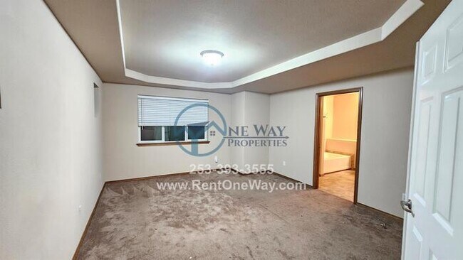 Building Photo - 121 177th St E