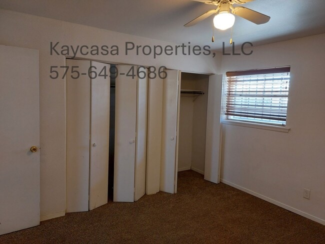 Building Photo - Roomy Duplex Apartment Convenient to NMSU