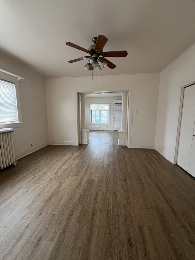 Building Photo - 206 N Jefferson St