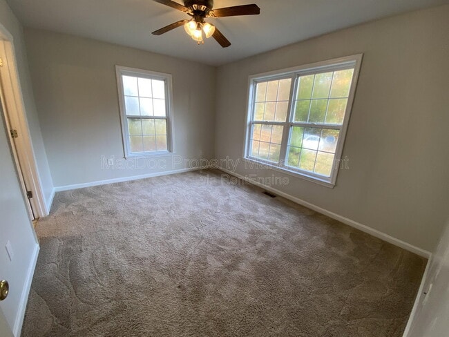 Building Photo - 211 Cedar Ridge Dr