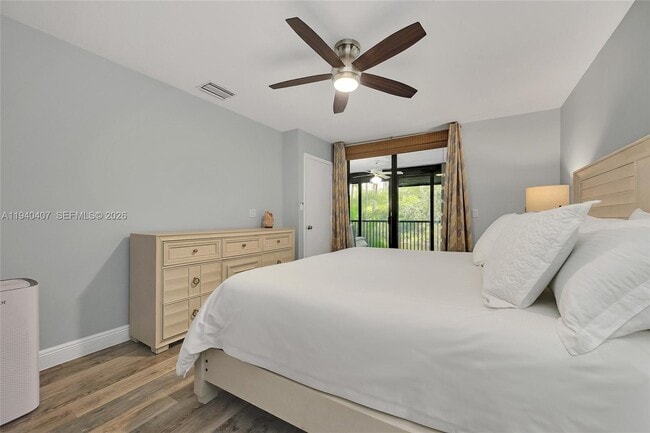 Building Photo - 2676 Carambola Cir N