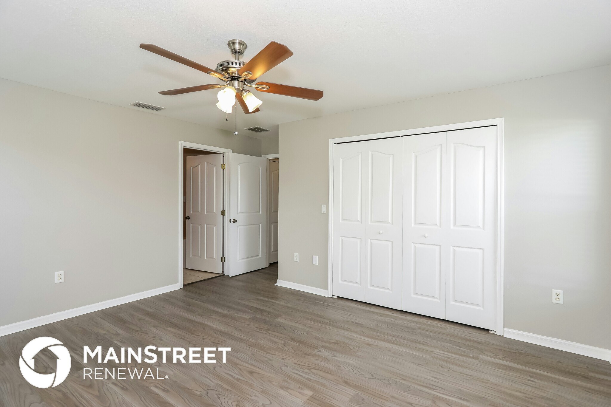 Building Photo - 1713 SW 32nd St