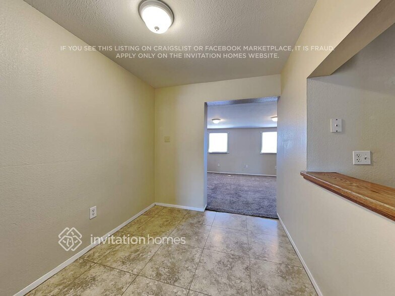 Building Photo - 7331 W Sells Dr