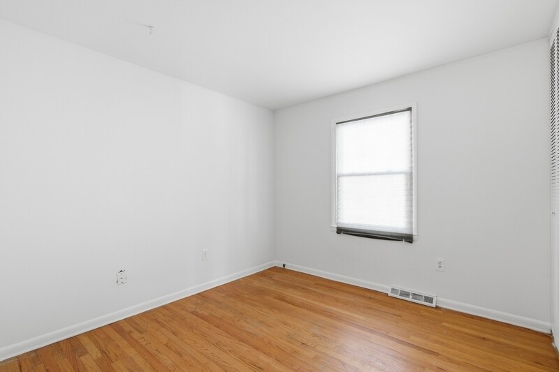 Building Photo - 4315 Spencer St