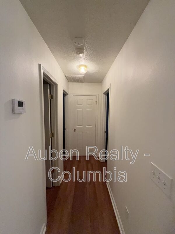Building Photo - 212 Aderley Oak Loop