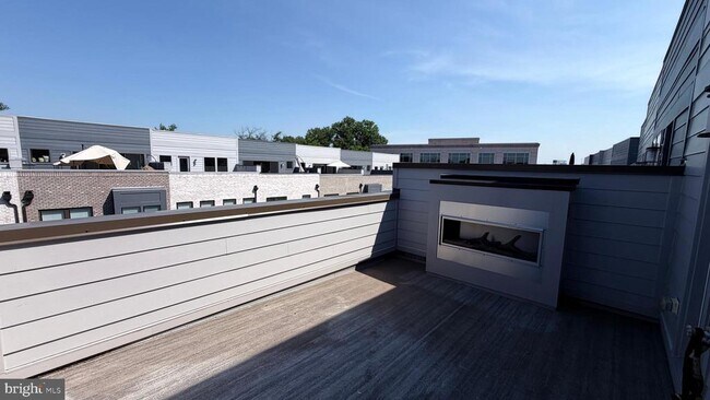 Building Photo - 12742 Verdant Wy