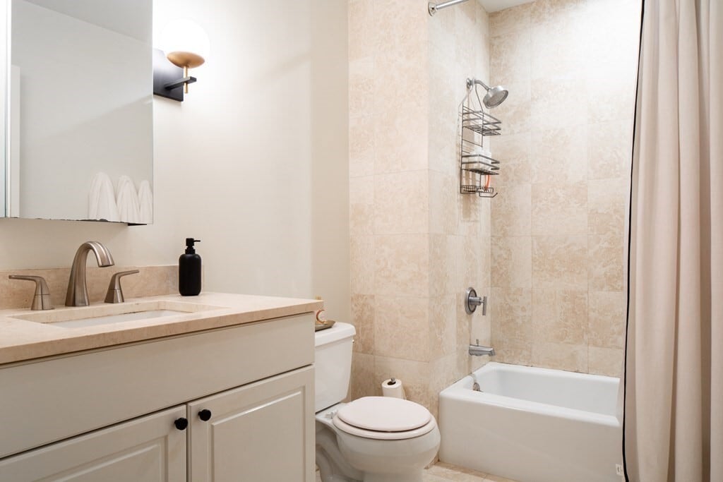 Building Photo - 80 Broad St