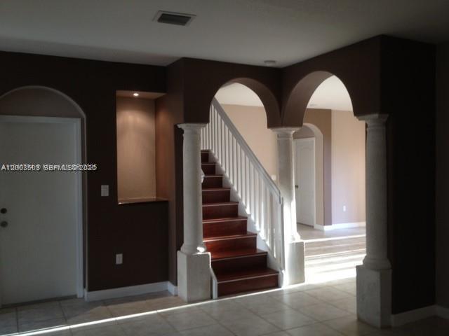 Building Photo - 17708 SW 135th Ct