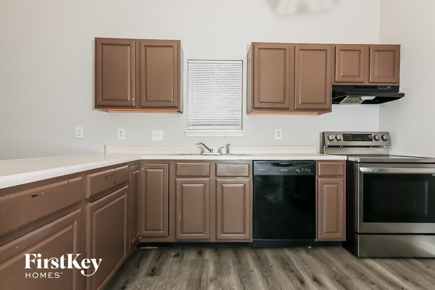 Building Photo - 3053 Benny Ln